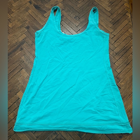 Lululemon tank top - Picture 2 of 2
